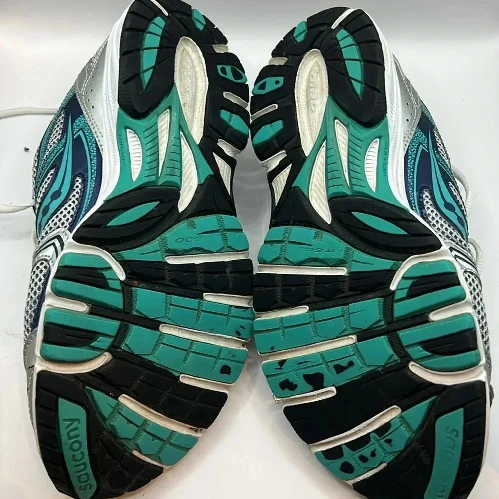 Saucony Cohesion‎ 9 women’s silver blue running shoes sneakers Sz 10 comfort run